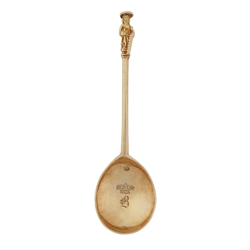 LOT 42 | EDWARD IV SILVER GILT ST. SIMON APOSTLE SPOON London 1478, the fig bowl with engraved Gothic B surmounted by a Marquise coronet, the reverse of bowl with prick engraved initials FL, the cast finial with a halo nimbus Length: 18.5cm, weight: 57g | £2,500 - £4,000 + fees